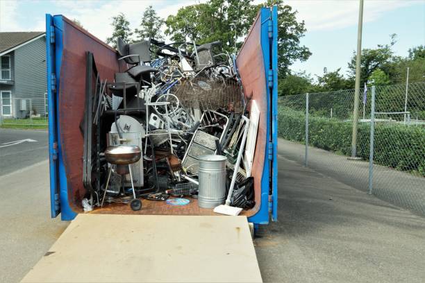 Best Construction Debris Removal  in San Fernando, CA